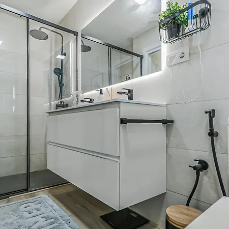 Lux Experience Mesa Y Lopez *