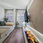 Lux Experience Mesa Y Lopez